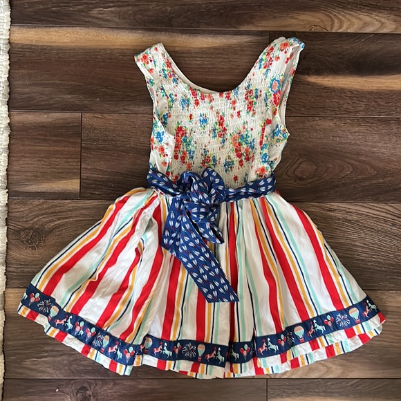 Girls 8 Wildflowers Merry Go Round Top-gorgeous!! Perfect for Summer ๐๐๐ - Picture 5 of 16